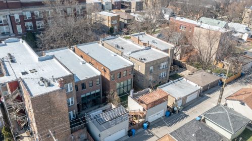 4231 Richmond St, Chicago IL 60618-2615 exterior