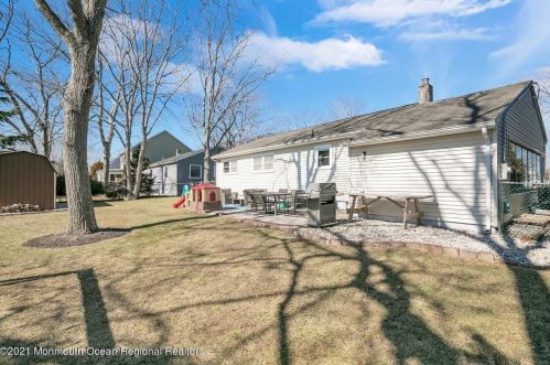 2416 Dwight Ave, Point Pleasant Beach NJ 08742-3705 exterior