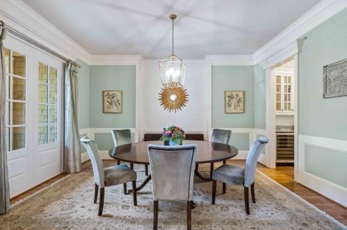 4968 Long Is Dr, Atlanta GA 30327-4904 exterior