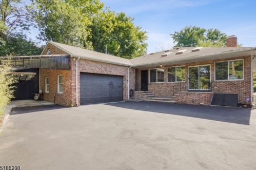 305 Short Hills Ave, Springfield NJ  07081-1011 exterior