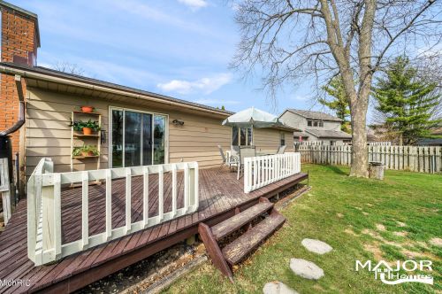 4010 Chamberlain Ave, Grand Rapids MI 49508-2615 exterior