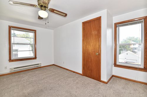 3412 9 Pl, Milwaukee WI 53215-3211 exterior