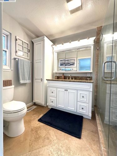 3671 Sanford St, Concord CA  94520-1356 exterior