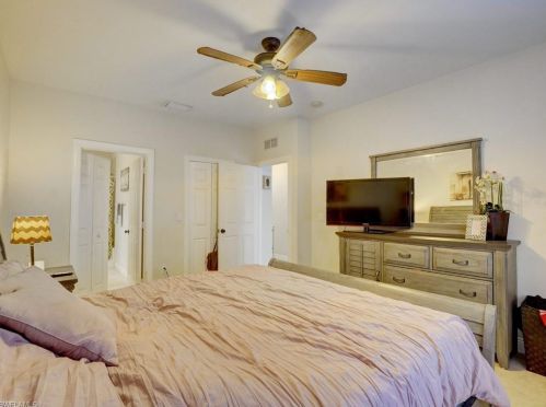 2507 54 Ave, Naples FL 34120-1482 exterior