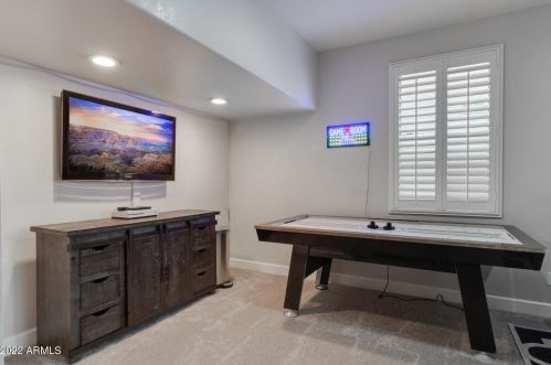 22516 37th Ter, Phoenix AZ  85050-7376 exterior