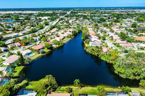 21176 Escondido Way, Boca Raton FL  33433-2505 exterior