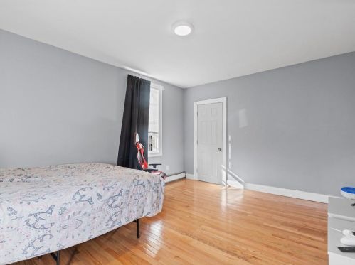 47 Luna St, Providence RI 02904-2478 exterior