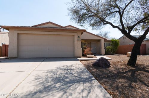 7852 Danforth Ave, Tucson, AZ 85747-5124