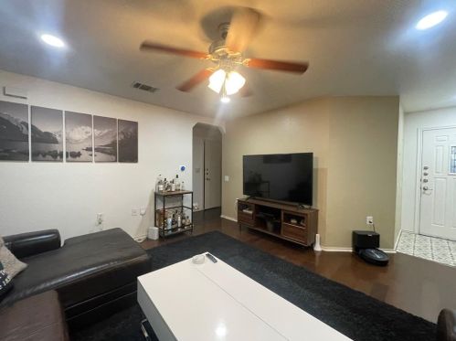 1513 Coriander Dr, Austin TX  78741-7525 exterior