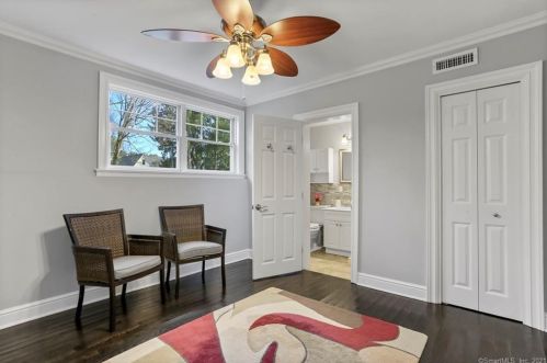 40 Easton Rd, Westport CT 06880-2215 exterior