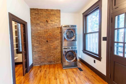 829 Braddock Ave, Pittsburgh PA 15221-3421 exterior