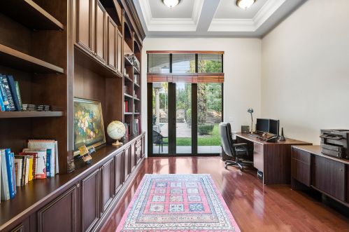 8060 Twin Lk Dr, Boca Raton FL 33496-1945 exterior