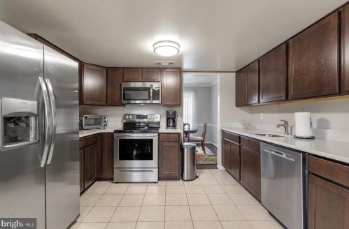 17404 Rocky Gorge Ct, Silver Spring MD 20905-5123 exterior