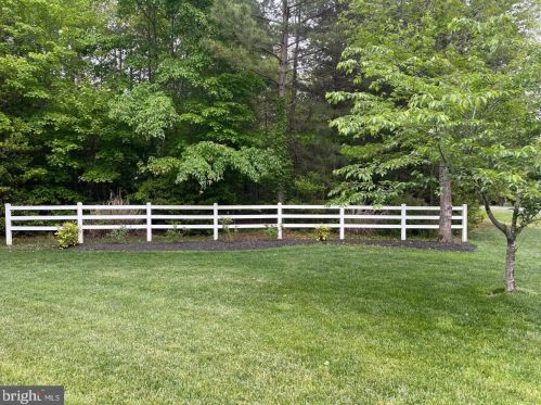 22184 Long Bow Dr, California MD 20619-2244 exterior