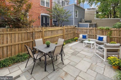 921 E St, Washington DC 20003-2845 exterior