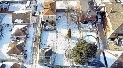 10645 Campbell Ave, Chicago IL 60612-3463 exterior