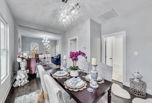 245 13 Ave, Broadview IL 60153-1407 exterior