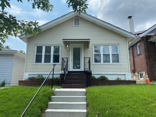 5700 Lansdowne Ave, Saint Louis MO 63109-2217 exterior