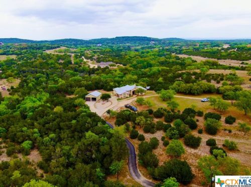 831 Mystic Breeze, Spring Branch TX 78070-5076 exterior