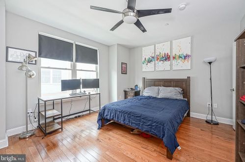 1717 Manton St, Philadelphia PA  19146-3017 exterior