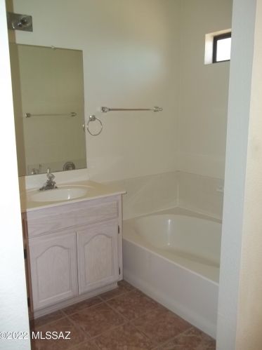 2791 Redmond Dr, Tucson AZ  85742-8935 exterior