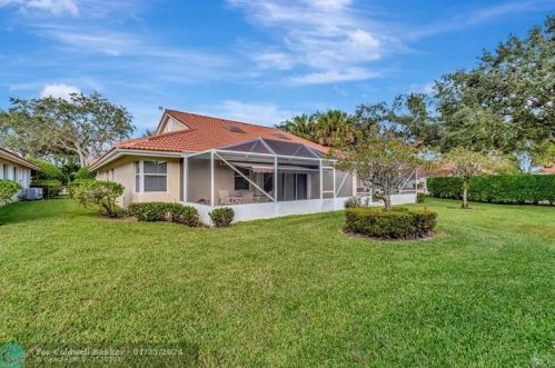 7572 Is Breeze Ter, Boynton Beach FL 33437-5403 exterior