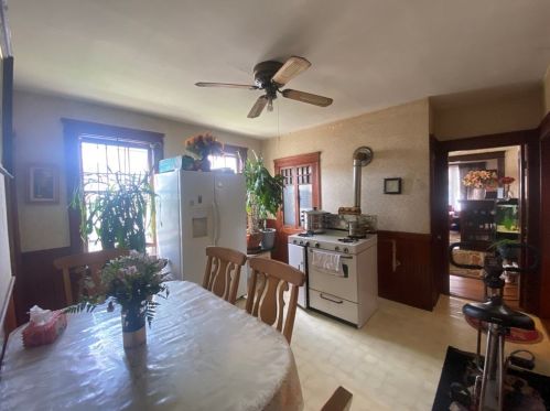 175 Perry Ave, Worcester MA 01610-2049 exterior