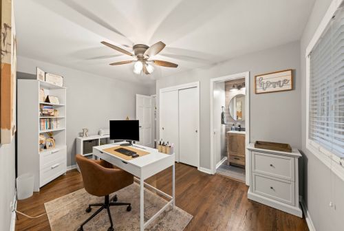 766 Parkside Ave, Elmhurst IL  60126-4811 exterior