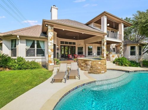 1501 Canyon Edge Dr, Austin, TX 78733-2015