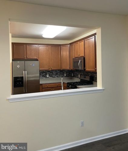 1341 Sierra Dr, Trenton NJ  08619-2069 exterior