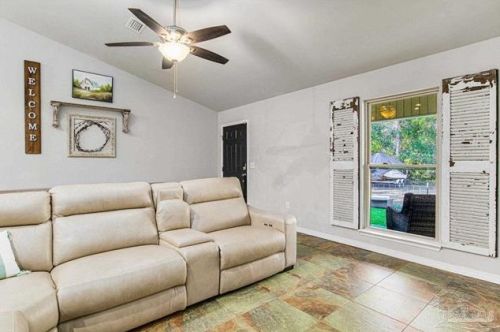 3906 Jarrett St, Milton FL  32571-2426 exterior