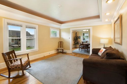 204 Cass St, Berrien Springs MI 49103-1217 exterior