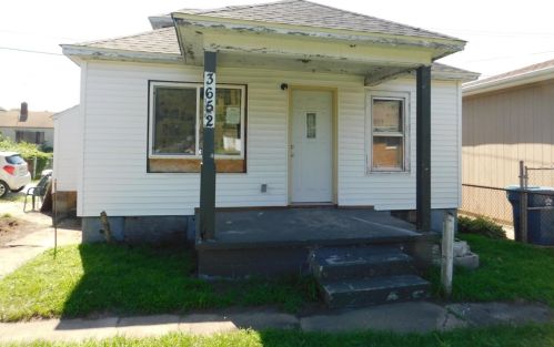 3652 Georgia St, Gary IN 46409-1137 exterior