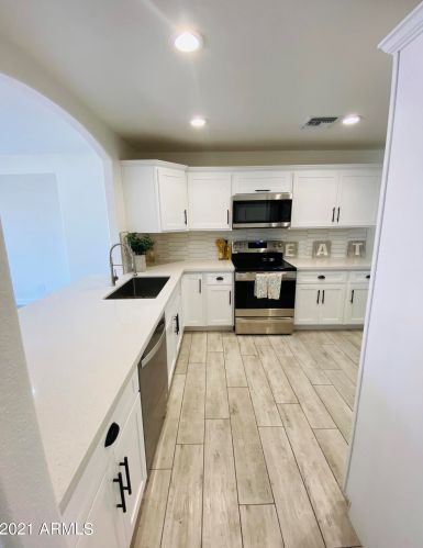 16418 28 St, Phoenix AZ 85032-3004 exterior