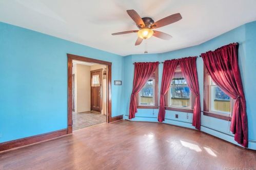 40 Commonwealth Ave, New Britain CT 06053-2913 exterior