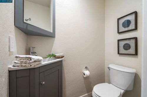 119 Summerwood Pl, Concord CA 94518-2718 exterior