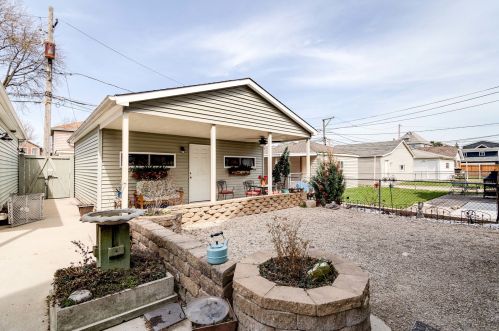 5330 Winnemac Ave, Chicago IL 60706-3407 exterior