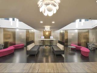 1400 West Hwy, Silver Spring MD  20910-3230 exterior