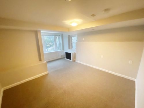 177 Whitwell St, Quincy MA 02169-1866 exterior