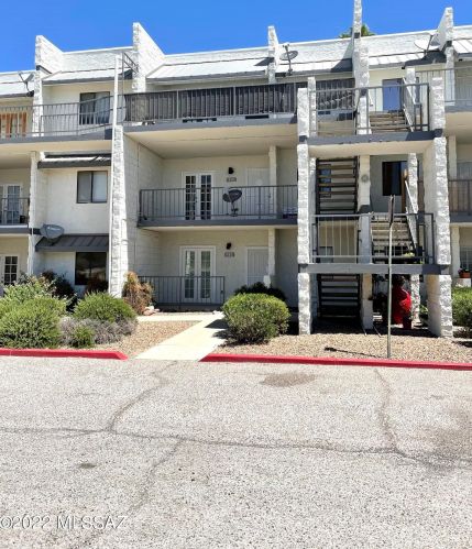 7777 Golf Links Rd, Tucson AZ  85730-1161 exterior