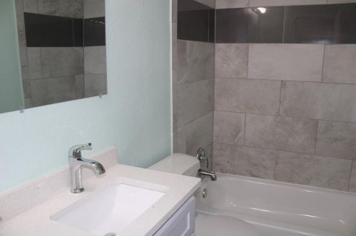 2743 Cartwright St, Irving TX 75062-4271 exterior