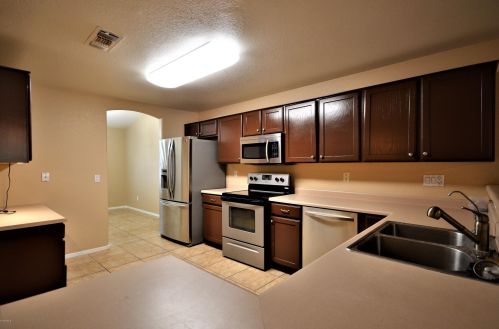 1869 Enfield Way, Chandler AZ  85286-6879 exterior