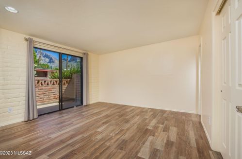 1 Roma Dr, Tucson AZ  85737-7667 exterior