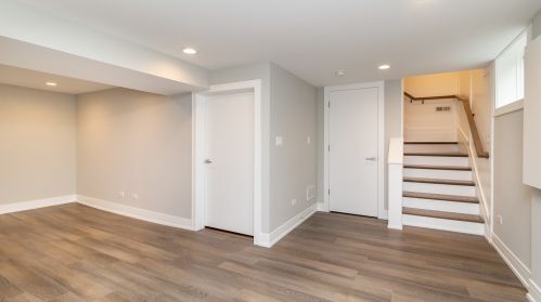 5135 Neenah Ave, Chicago IL  60656-3728 exterior