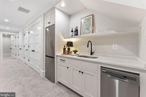 1332 Independence Ave, Washington DC  20003-2365 exterior