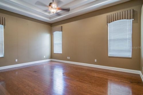 8028 Hampton Lake Dr, Tampa FL  33647-3558 exterior