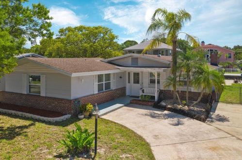 5404 Quist Dr, Port Richey FL  34668-6338 exterior