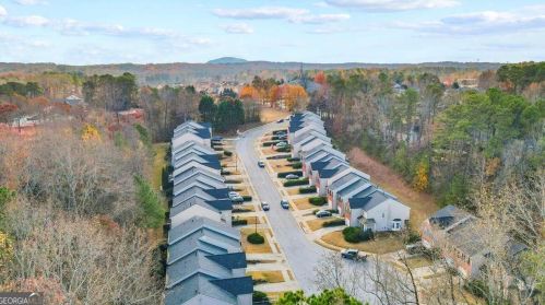 351 Parkview Manor Dr, Tucker GA  30084-8914 exterior