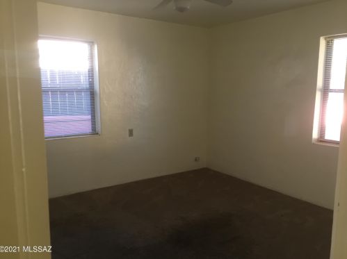 2554 Flanwill Blvd, Tucson AZ 85716-2251 exterior