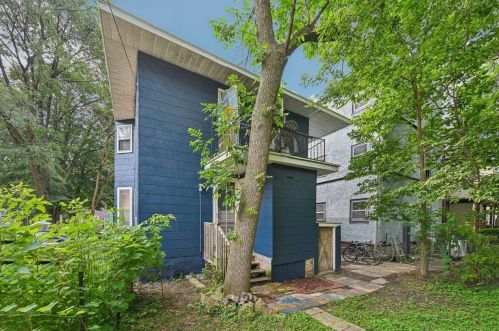 1142 Jenifer St, Madison WI 53703-3745 exterior